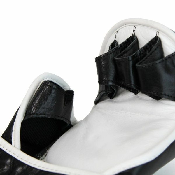 SMAI Shute Gloves - Image 2